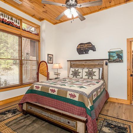 Five Bears Mountain View Lodge Sevierville Exterior photo