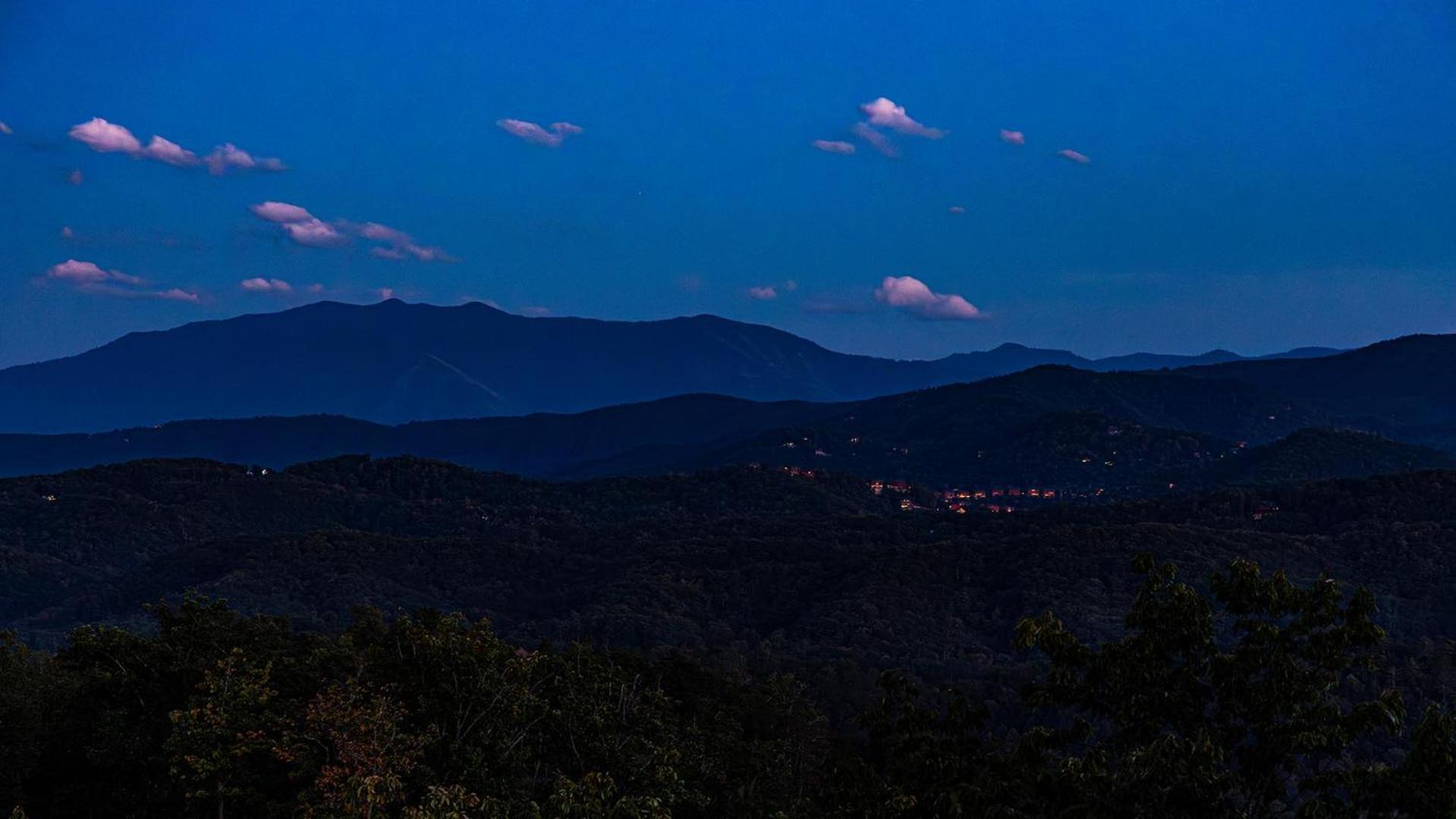 Five Bears Mountain View Lodge Sevierville Exterior photo