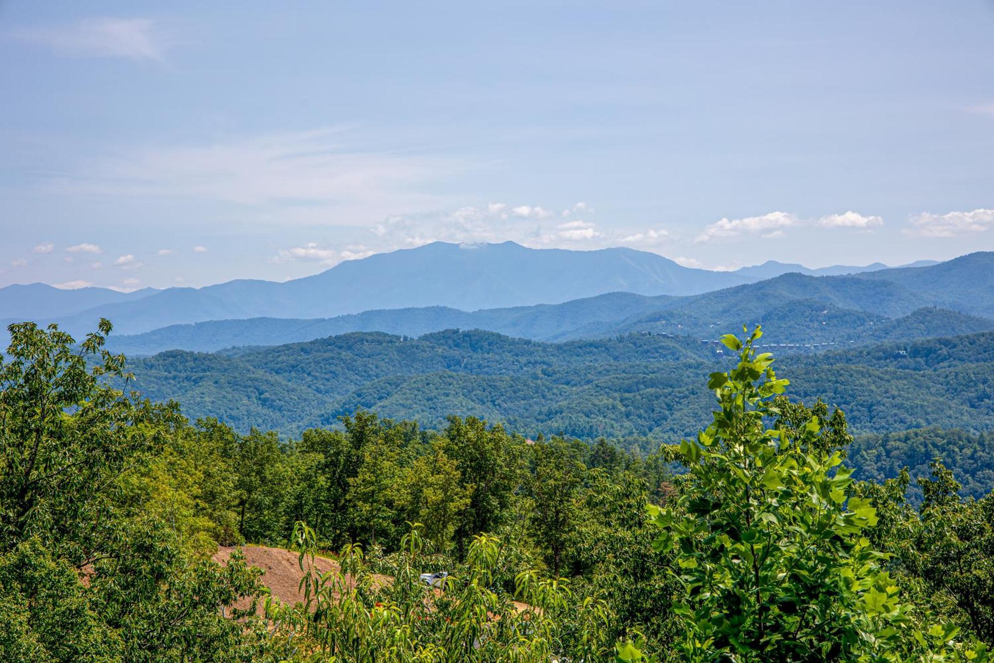 Five Bears Mountain View Lodge Sevierville Exterior photo